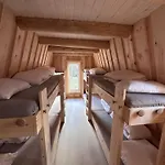 펜션 Gluba Lavvo Harkmark