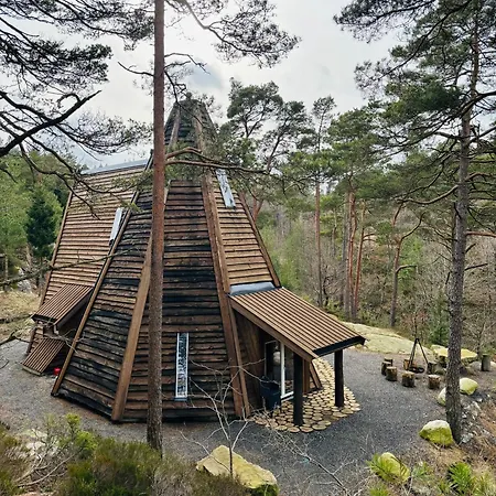 Gluba Lavvo * Harkmark